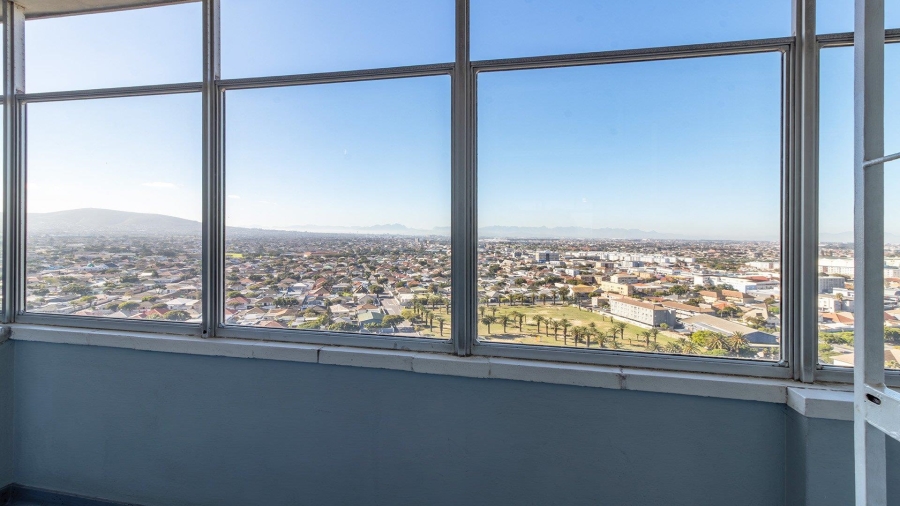 2 Bedroom Property for Sale in Townsend Estate Western Cape